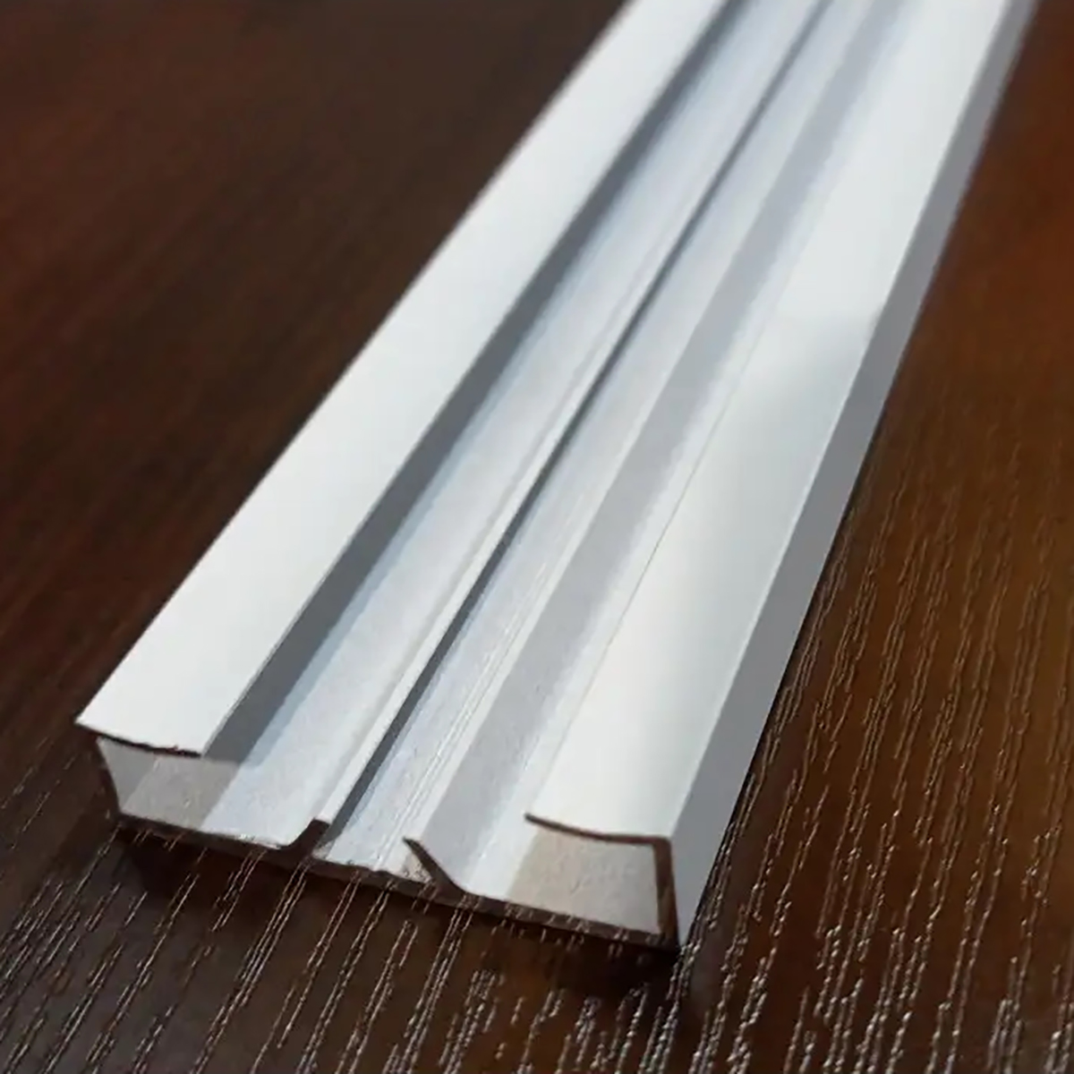 Накладной плинтус DEAL 1/40 DEAL 1 Білий