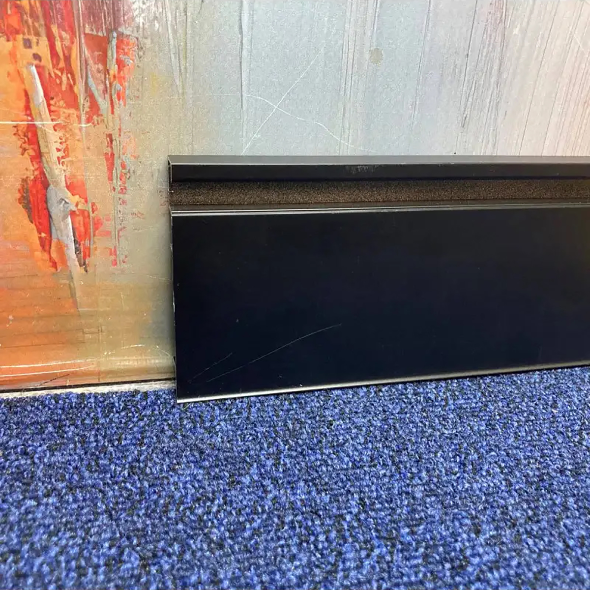 Накладной LED плинтус DEAL 4/78 LED DEAL 4/78 Чорний