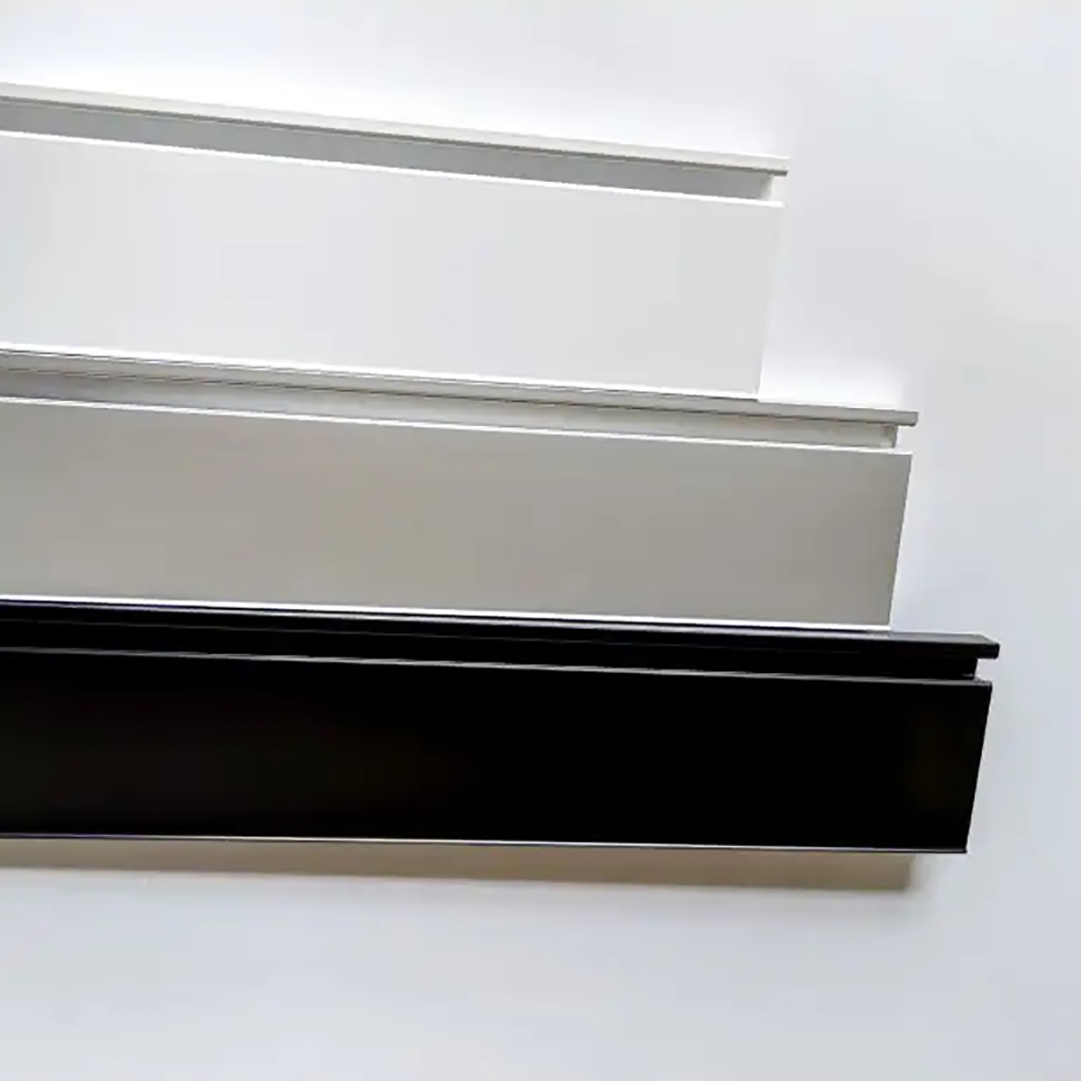 Накладной LED плинтус DEAL 4/78 LED DEAL 4/78 Коль