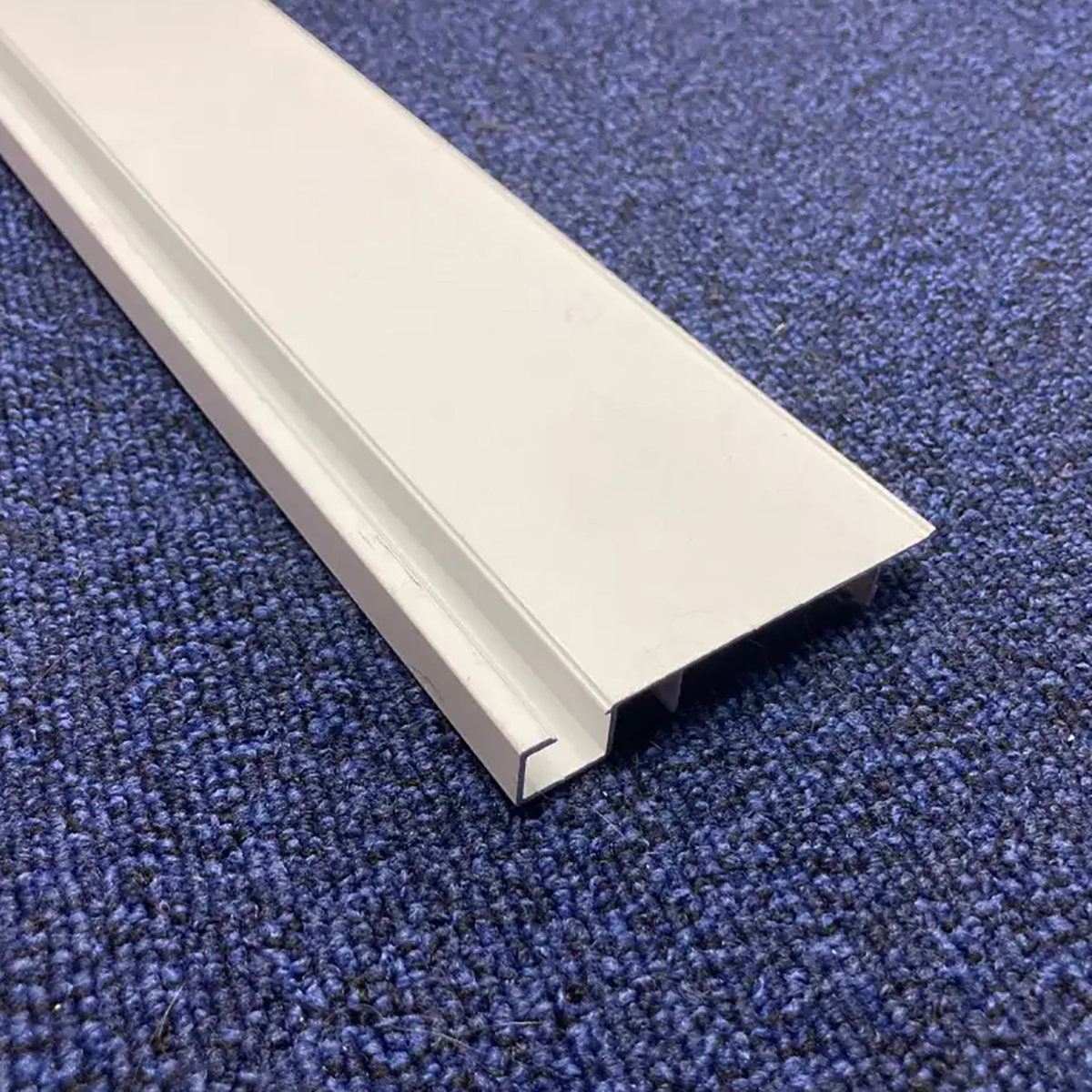 Накладной LED плинтус DEAL 4/78 LED DEAL 4/78 Білий