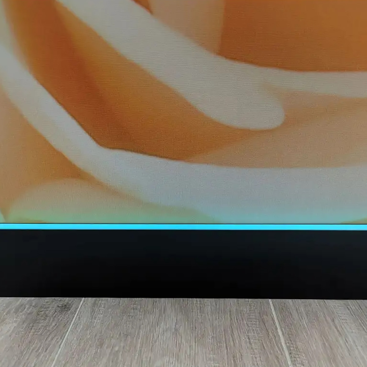 Алюминиевый плинтус DEAL 80/15 LED  DEAL 80/15 LED Чорний