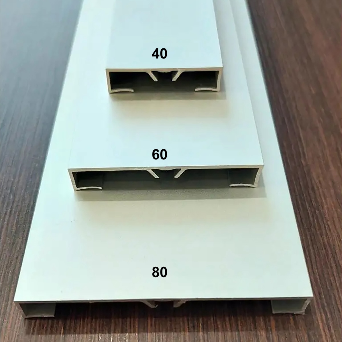 Накладний плінтус  DEAL 1/40  DEAL 1/ 40 60 80