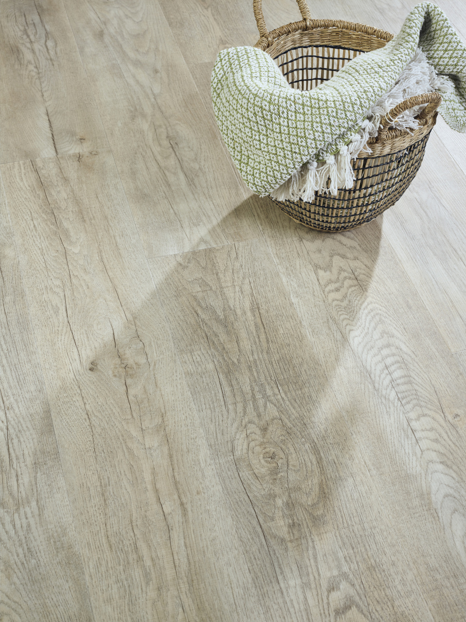 IVC ULTIMO BEAR OAK 24921