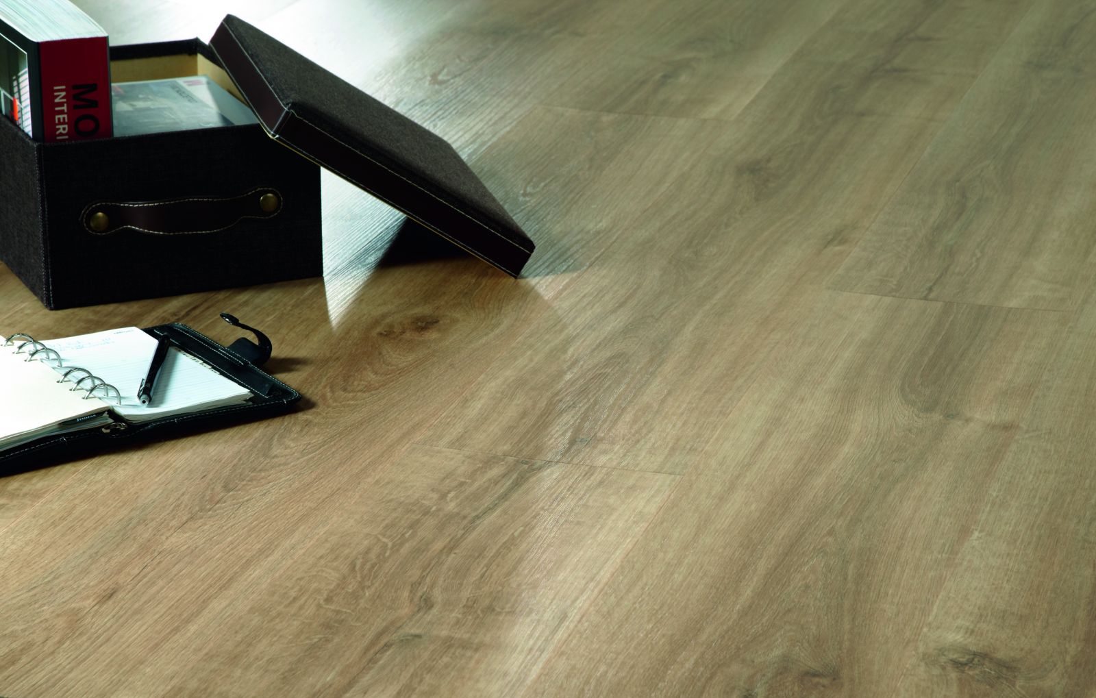 IVC ULTIMO SUMMER OAK 24244