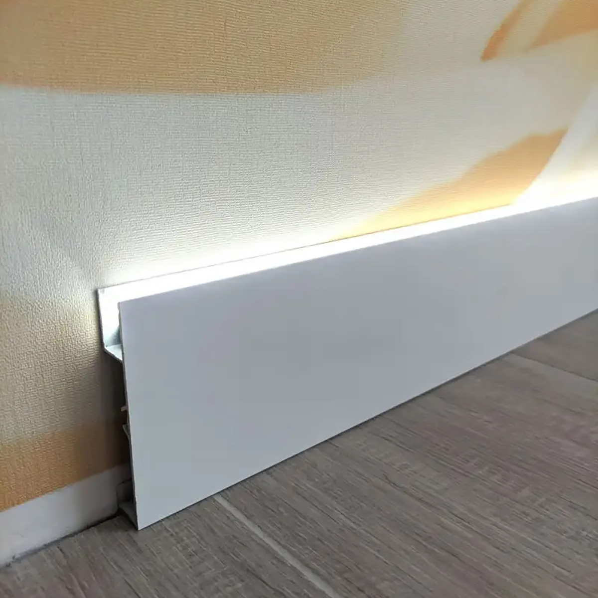 Плинтус под виниловую плитку IVC (Moduleo).