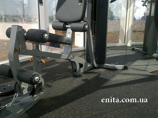 Резиновый мат для тренажерного зала